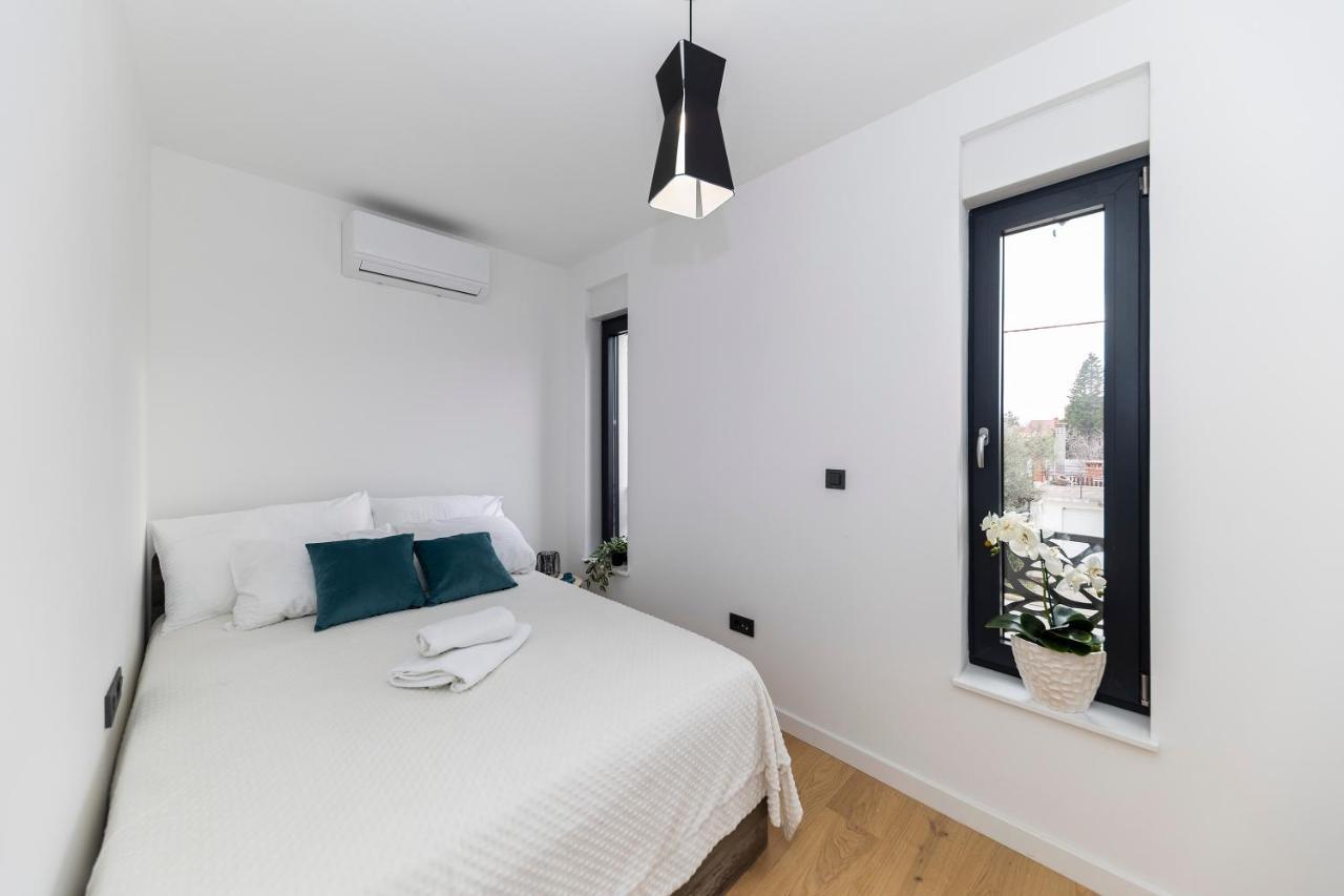 Apartment Marianne , Parking Free , 2 Bedroom & 2 Bathroom , Modern & Cozy Zadar Exterior foto