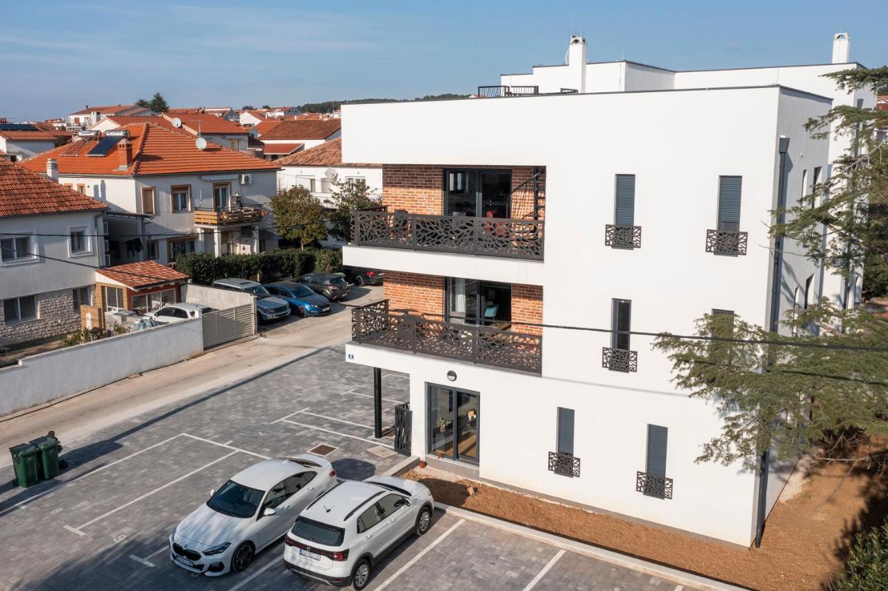 Apartment Marianne , Parking Free , 2 Bedroom & 2 Bathroom , Modern & Cozy Zadar Exterior foto
